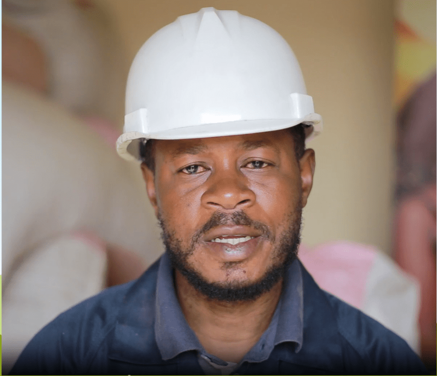  Dr Charles Muzombo Koutoumi